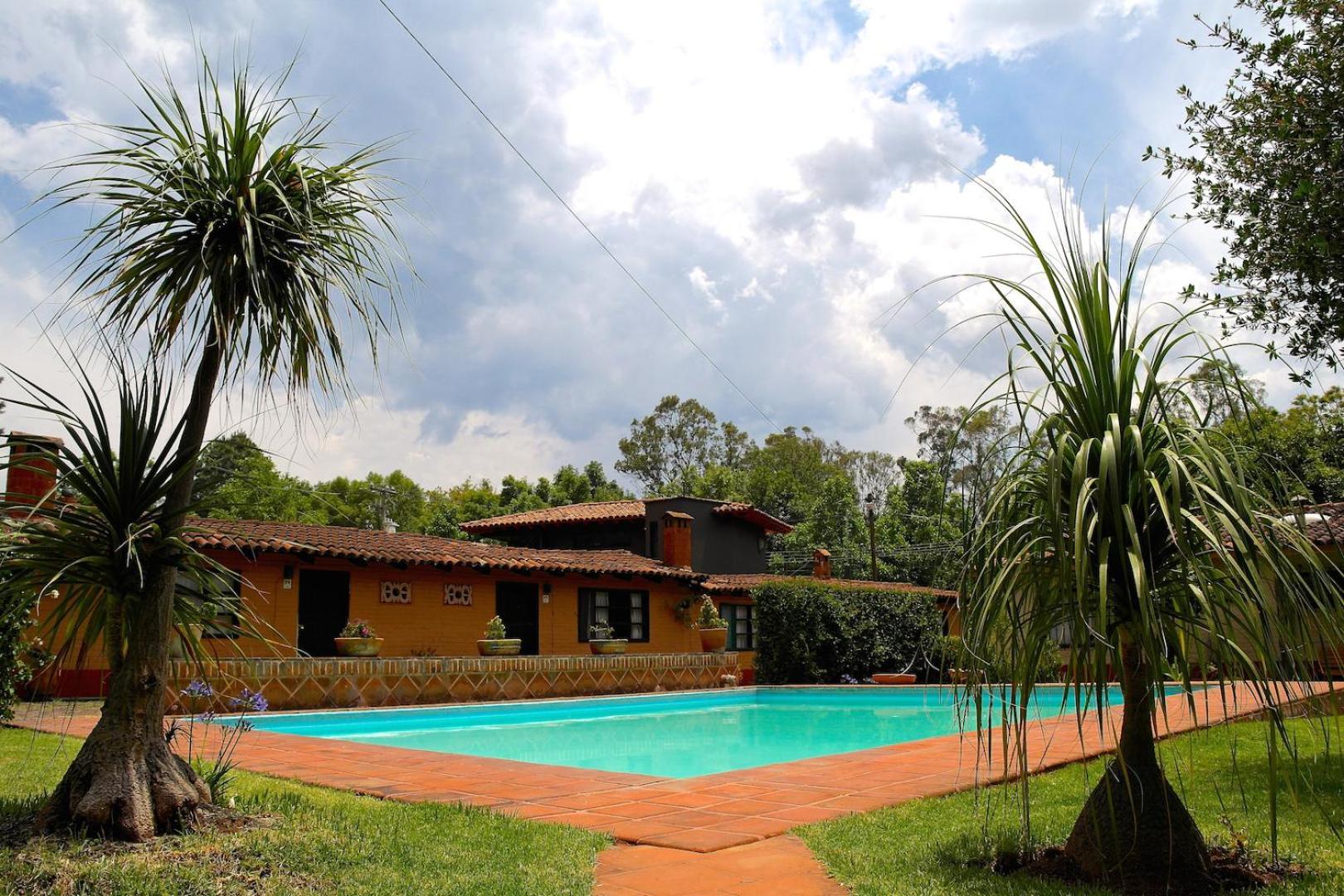 Villa Patzcuaro Garden Hotel Экстерьер фото